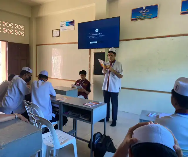 Mahasiswa PAI Unismuh Makassar Ajarkan Bahasa Arab di Sekolah Islam Thailand